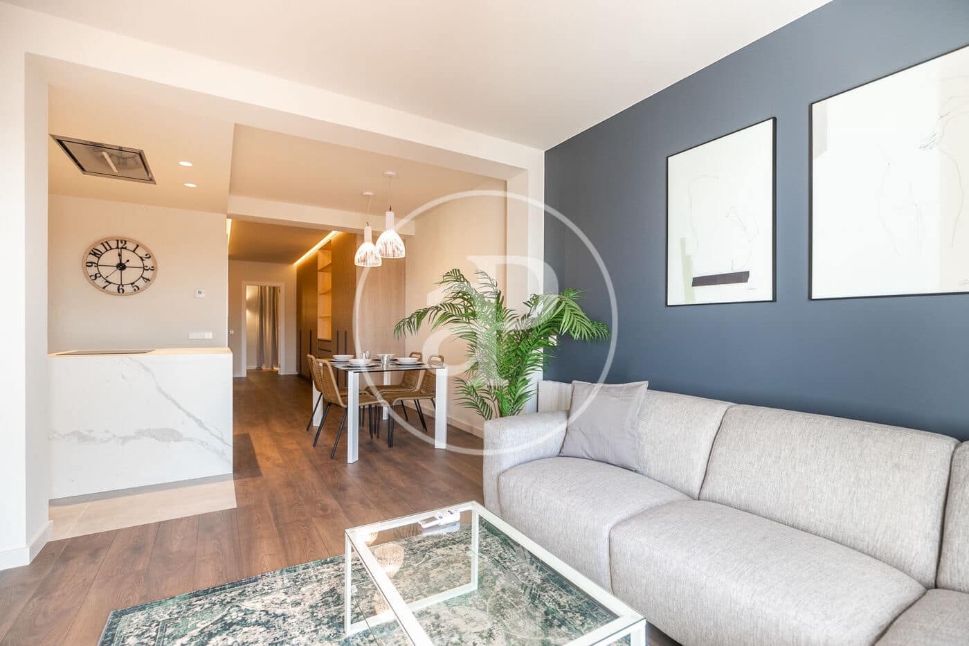 3 slaapkamer Appartement te huur in Barcelona stad - € 3.000 (Ref: 9911044)