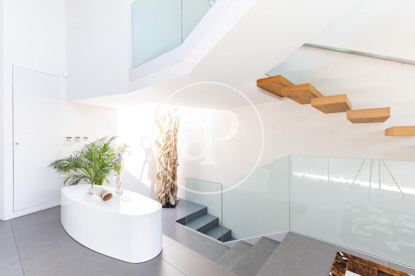 4 bedroom Villa for sale in Sant Cugat del Valles with pool - € 2,575,000 (Ref: 9913160)