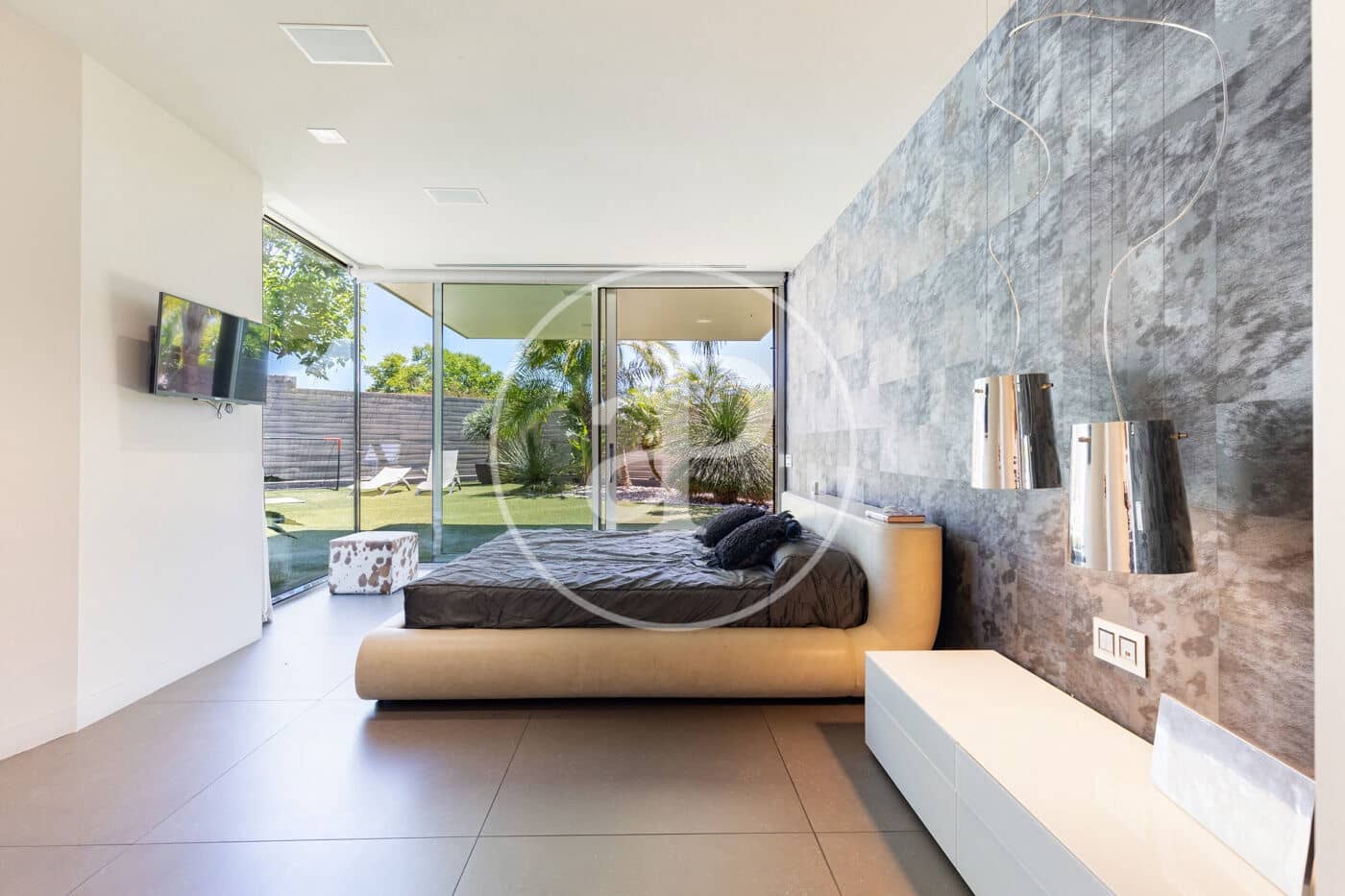 4 bedroom Villa for sale in Sant Cugat del Valles with pool - € 2,575,000 (Ref: 9913160)