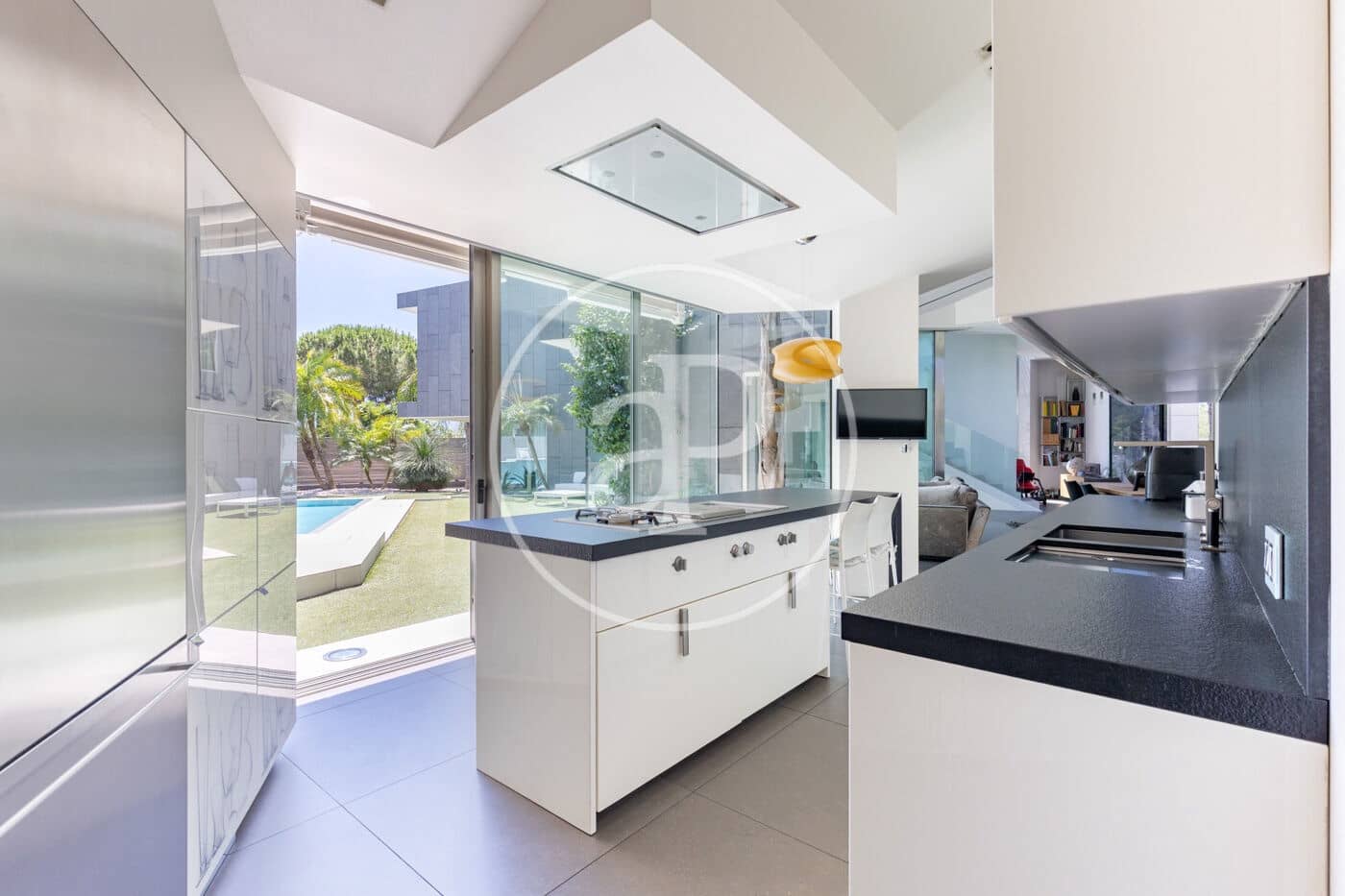 4 bedroom Villa for sale in Sant Cugat del Valles with pool - € 2,575,000 (Ref: 9913160)