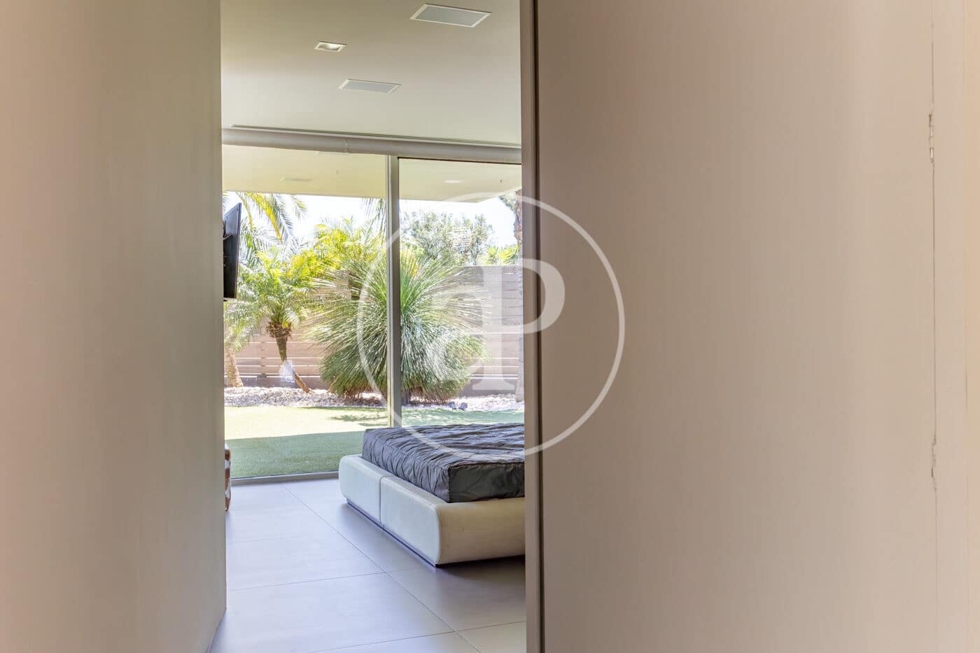 4 bedroom Villa for sale in Sant Cugat del Valles with pool - € 2,575,000 (Ref: 9913160)
