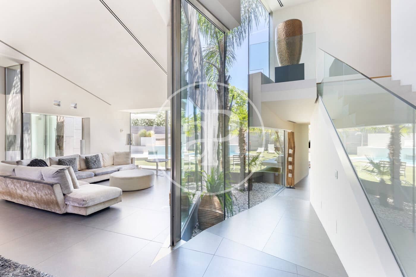 4 bedroom Villa for sale in Sant Cugat del Valles with pool - € 2,575,000 (Ref: 9913160)