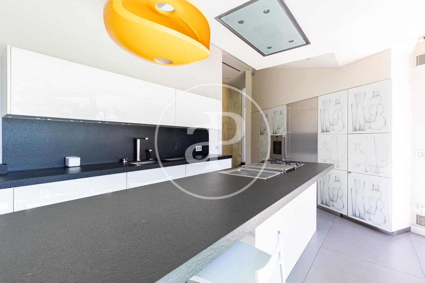 4 bedroom Villa for sale in Sant Cugat del Valles with pool - € 2,575,000 (Ref: 9913160)