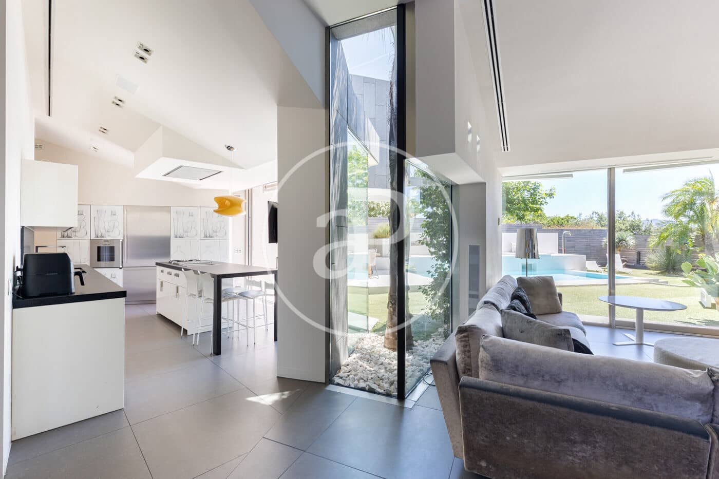 4 bedroom Villa for sale in Sant Cugat del Valles with pool - € 2,575,000 (Ref: 9913160)