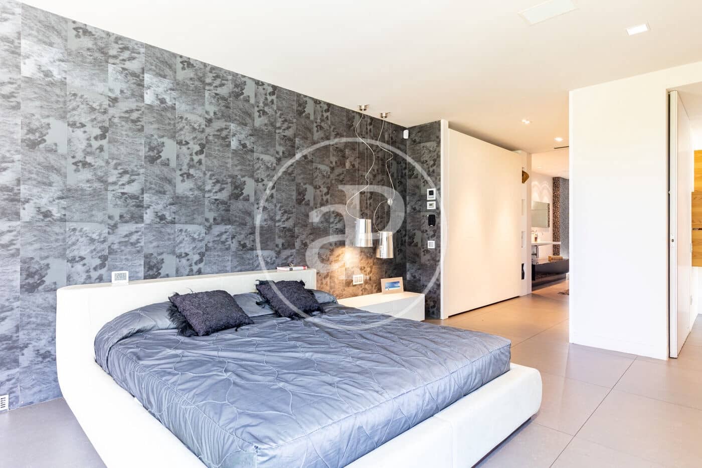 4 bedroom Villa for sale in Sant Cugat del Valles with pool - € 2,575,000 (Ref: 9913160)