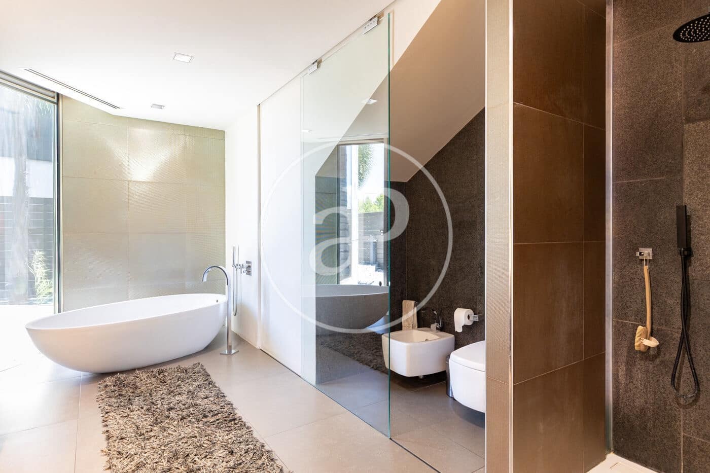 4 bedroom Villa for sale in Sant Cugat del Valles with pool - € 2,575,000 (Ref: 9913160)