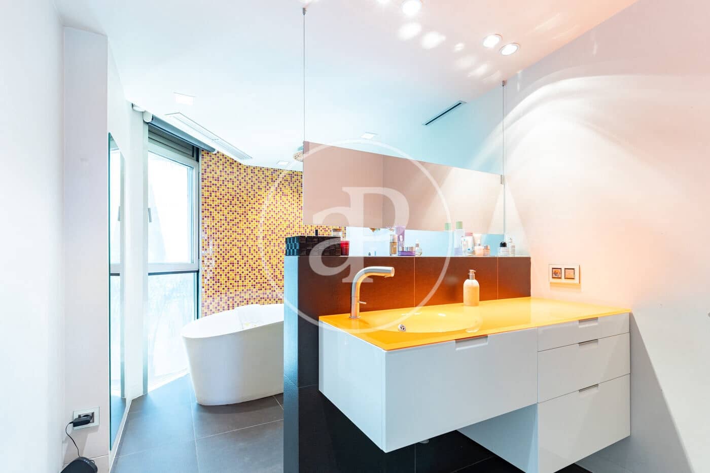 4 bedroom Villa for sale in Sant Cugat del Valles with pool - € 2,575,000 (Ref: 9913160)