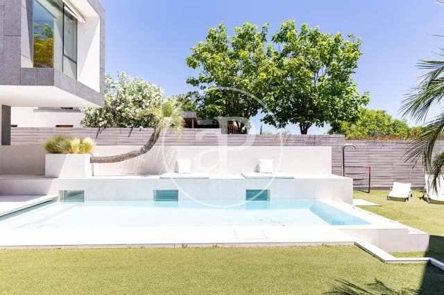 4 bedroom Villa for sale in Mira-Sol, Sant Cugat del Vallès with pool - € 2,575,000 (Ref: 9913160)