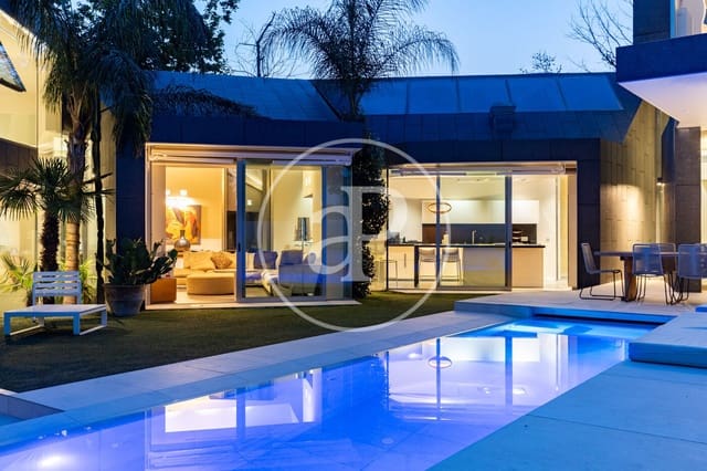 4 slaapkamer Villa te koop in Mira-Sol, Sant Cugat del Vallès met zwembad - € 2.575.000 (Ref: 9913160)