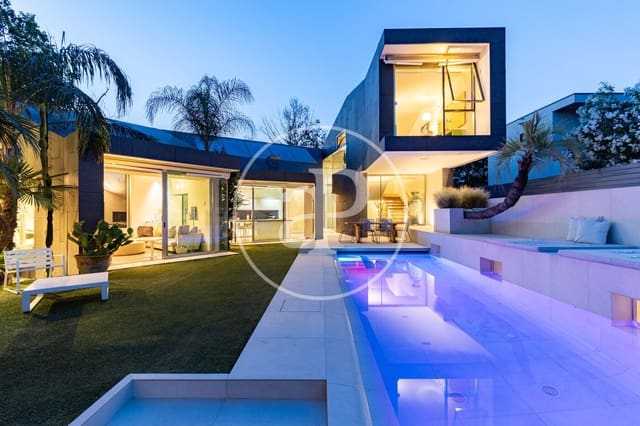 4 slaapkamer Villa te koop in Mira-Sol, Sant Cugat del Vallès met zwembad - € 2.575.000 (Ref: 9913160)