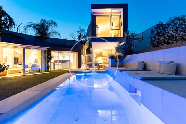 4 slaapkamer Villa te koop in Mira-Sol, Sant Cugat del Vallès met zwembad - € 2.575.000 (Ref: 9913160)