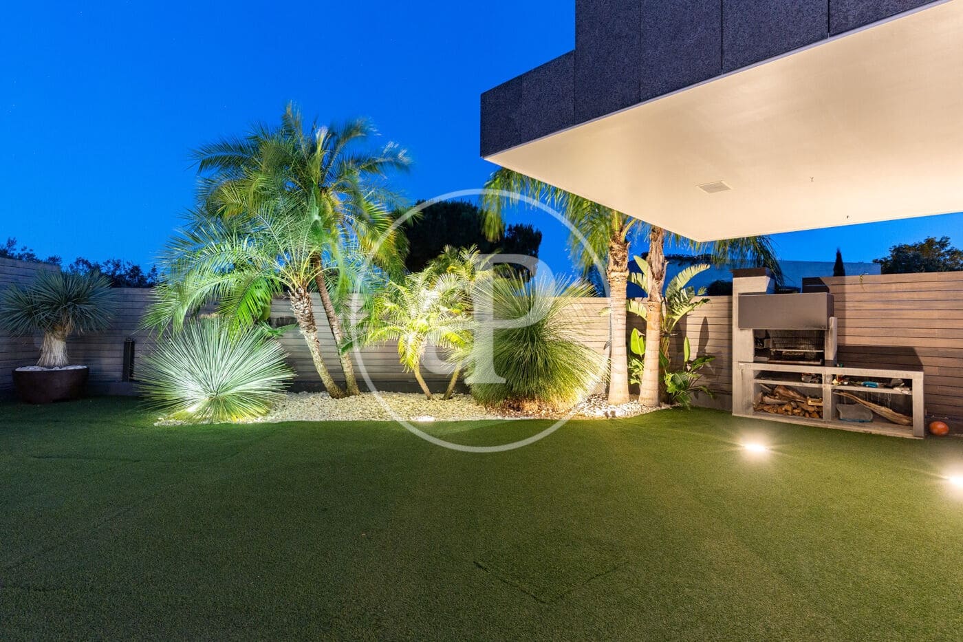 4 bedroom Villa for sale in Sant Cugat del Valles with pool - € 2,575,000 (Ref: 9913160)
