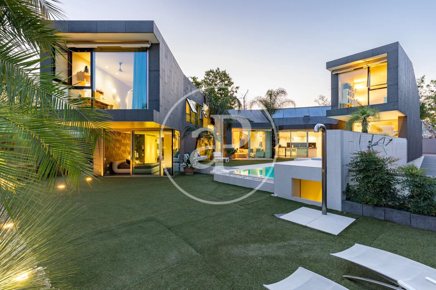 4 bedroom Villa for sale in Sant Cugat del Valles with pool - € 2,575,000 (Ref: 9913160)