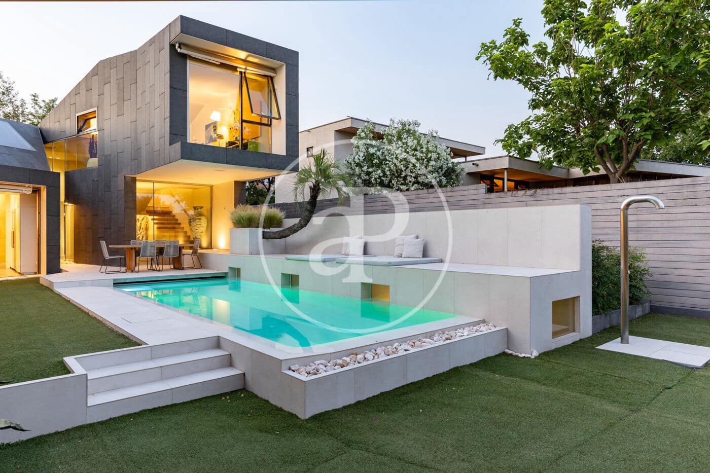 4 bedroom Villa for sale in Sant Cugat del Valles with pool - € 2,575,000 (Ref: 9913160)