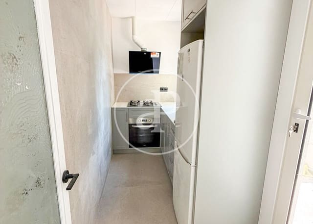 2 sovrum Lägenhet till salu i La Vila de Gràcia, Barcelona stad - 500 000 € (Ref: 9915812)