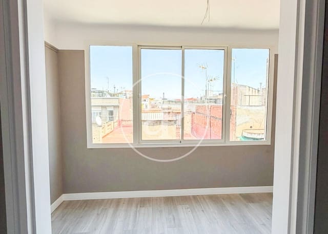 2 sovrum Lägenhet till salu i La Vila de Gràcia, Barcelona stad - 500 000 € (Ref: 9915812)