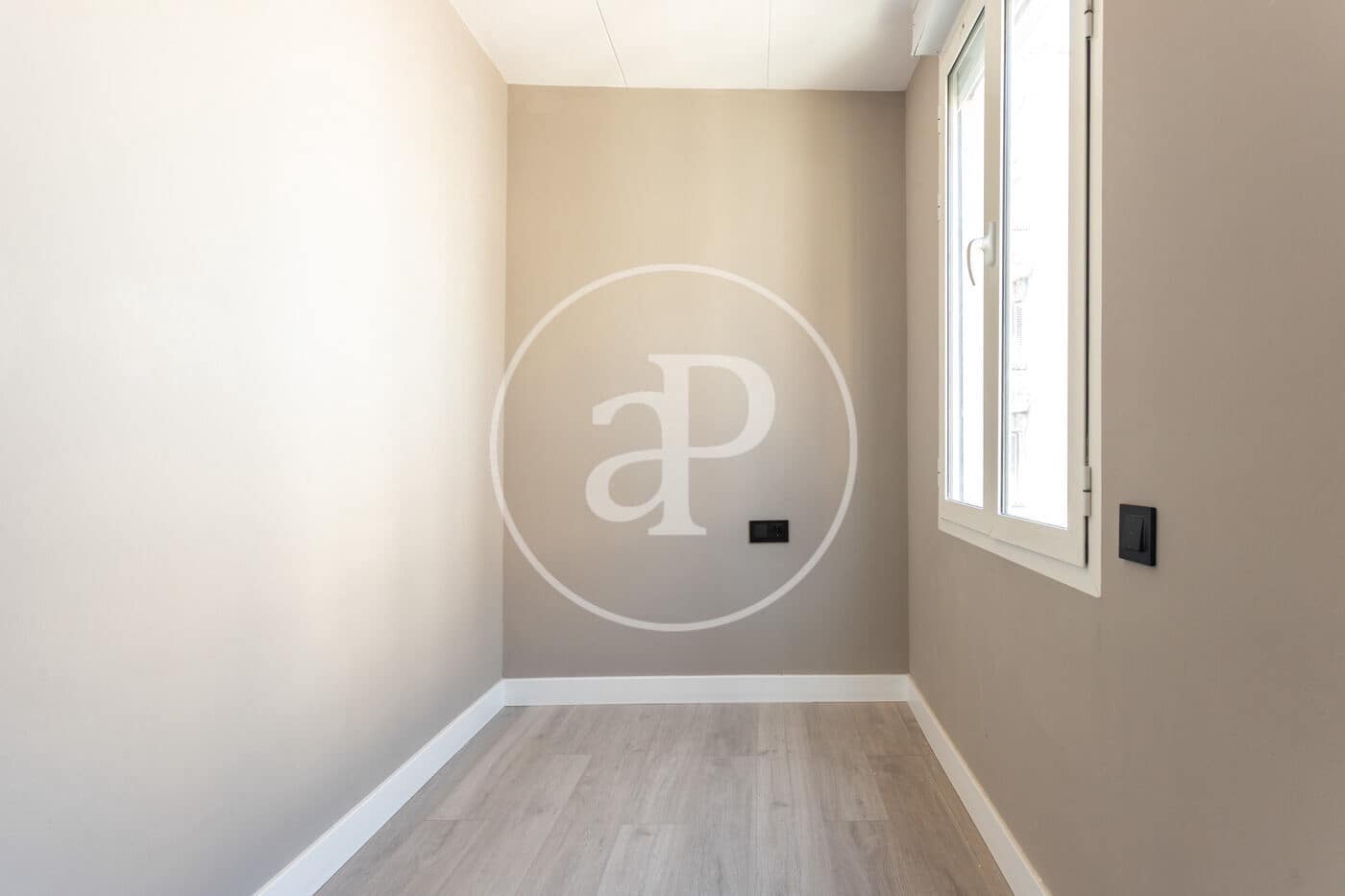 2 bedroom Apartment for sale in Barcelona city - € 490,000 (Ref: 9915812)