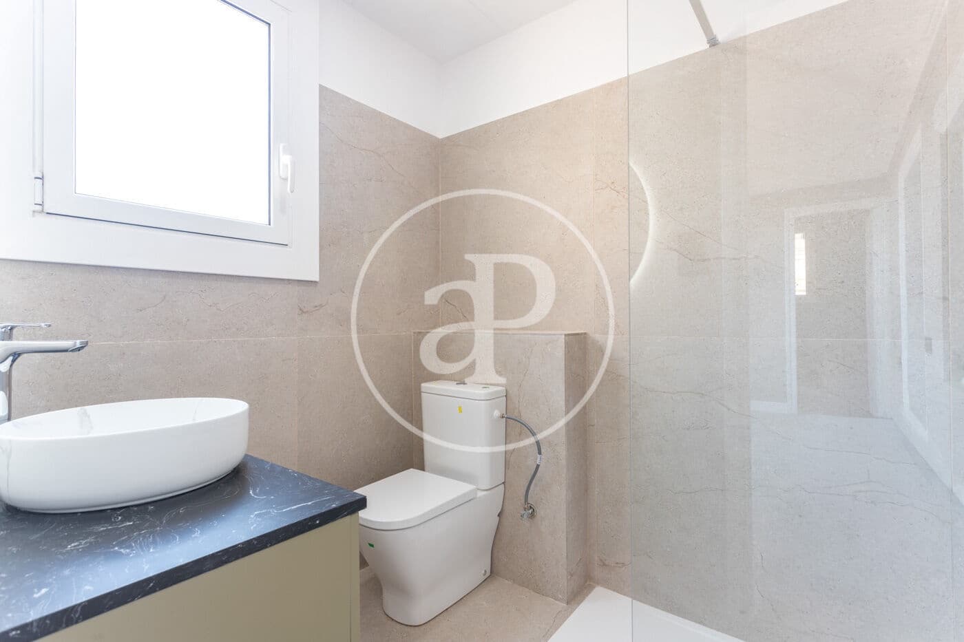 2 bedroom Apartment for sale in Barcelona city - € 490,000 (Ref: 9915812)