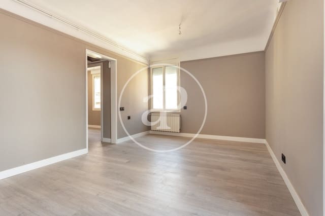 2 slaapkamer Appartement te koop in La Vila de Gràcia, Barcelona stad - € 500.000 (Ref: 9915812)