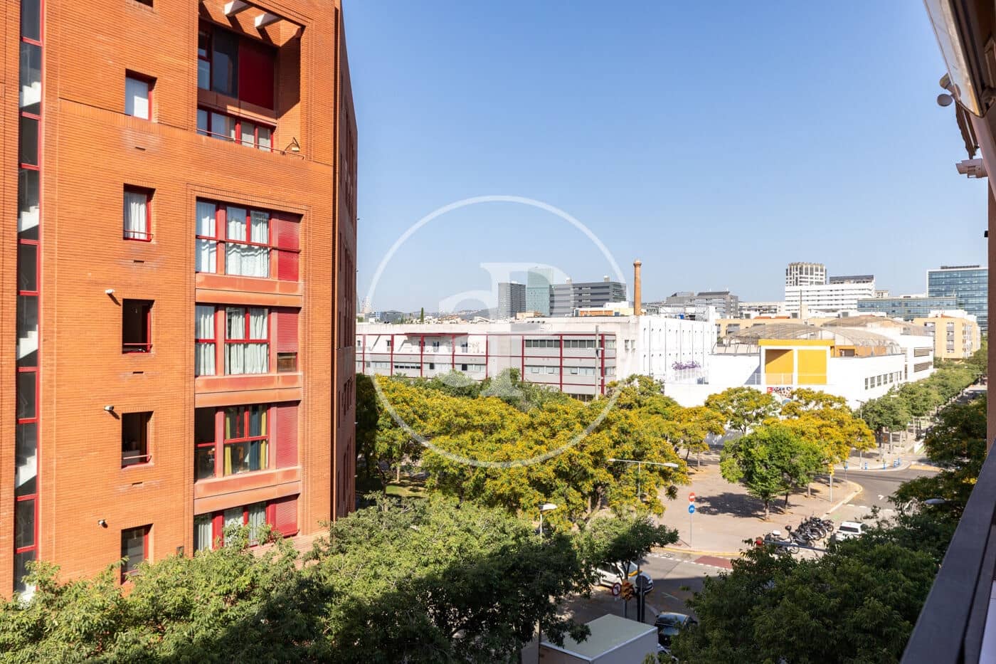 Apartamento de 3 habitaciones en Barcelona ciudad en venta - 590.000 € (Ref: 9915813)