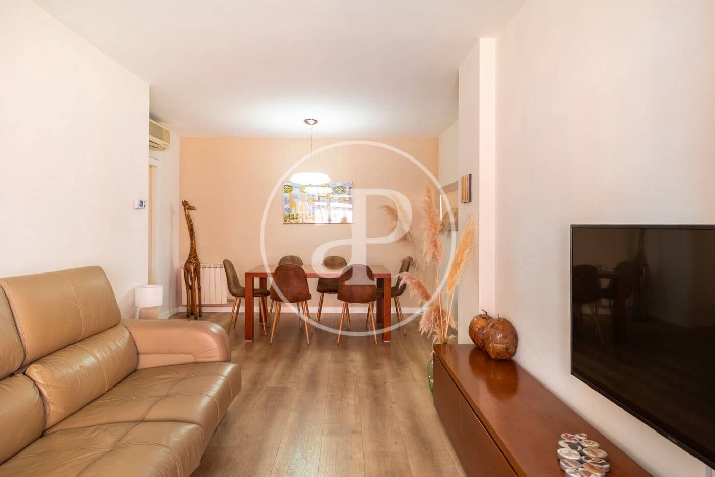 Apartamento de 3 habitaciones en Barcelona ciudad en venta - 590.000 € (Ref: 9915813)