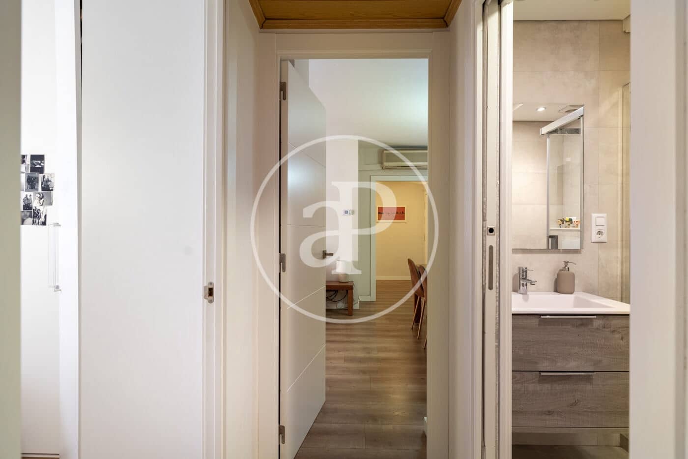 Apartamento de 3 habitaciones en Barcelona ciudad en venta - 590.000 € (Ref: 9915813)