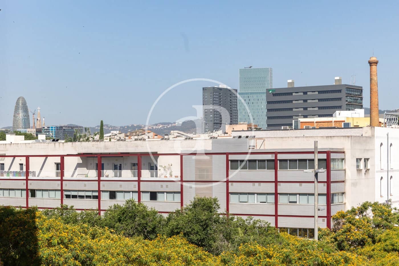 Apartamento de 3 habitaciones en Barcelona ciudad en venta - 590.000 € (Ref: 9915813)
