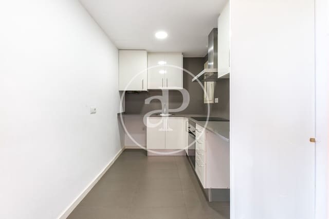 2 soveværelse Penthouse til salg i L'Antiga Esquerra de L'Eixample, Barcelona by - € 750.000 (Ref: 9915819)