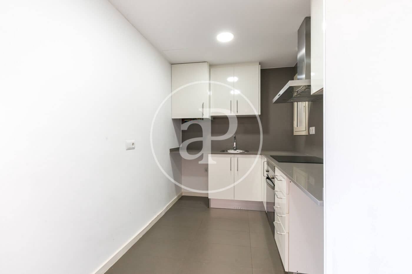 2 soveværelse Penthouse til salg i Barcelona by - € 750.000 (Ref: 9915819)