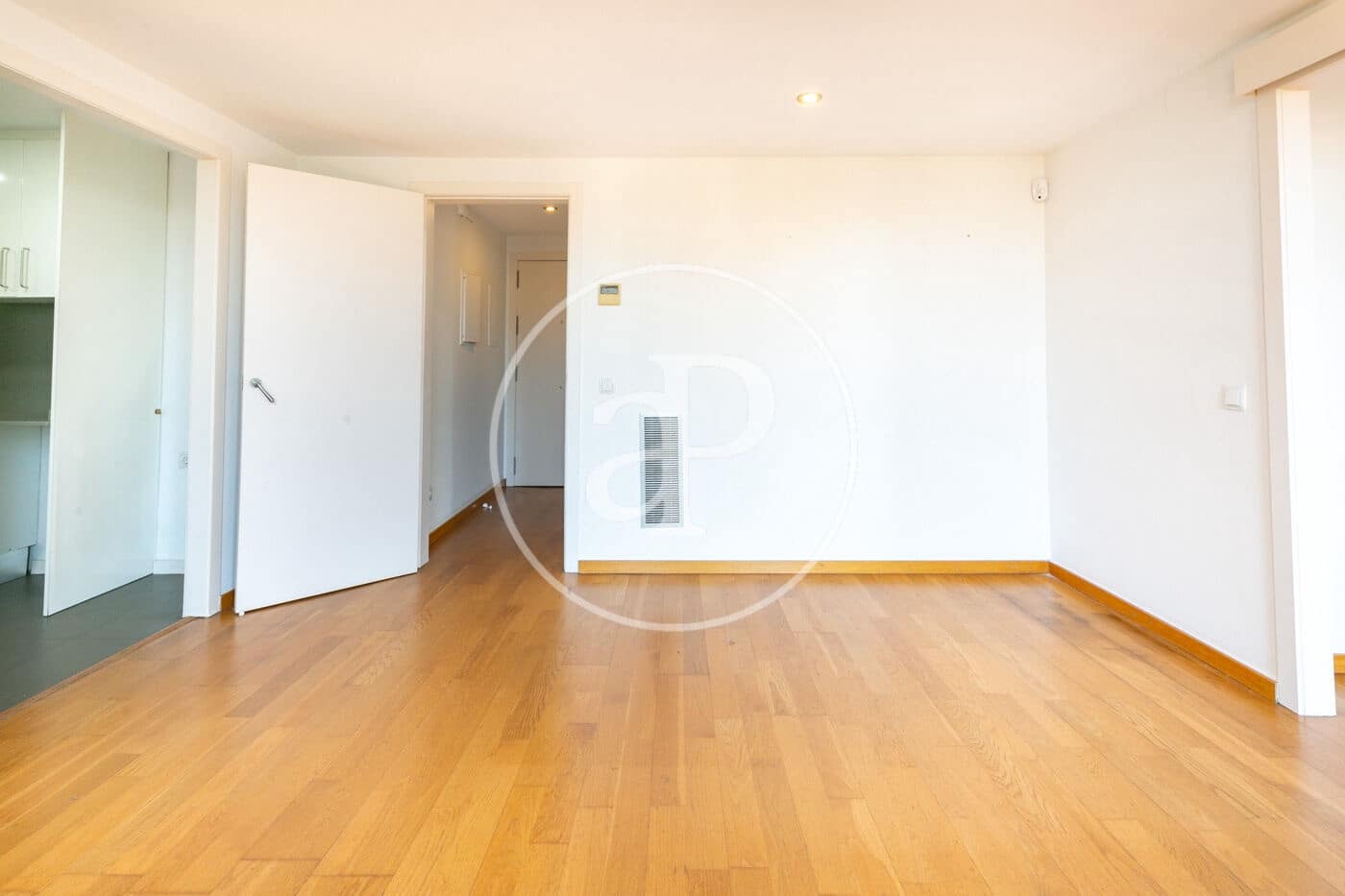 2 soveværelse Penthouse til salg i Barcelona by - € 750.000 (Ref: 9915819)