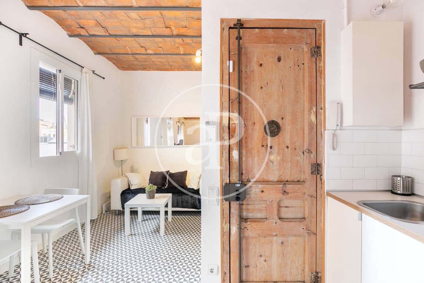 1 slaapkamer Appartement te koop in Barcelona stad - € 229.000 (Ref: 9915821)