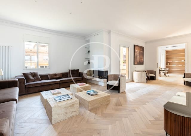 3 soverom Penthouse til salgs i La Dreta de L'Eixample, Barcelona by - € 3 750 000 (Ref: 9920416)