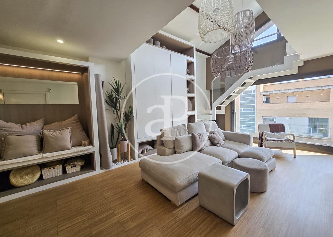 3 bedroom Penthouse for sale in Barcelona city - € 1,195,000 (Ref: 9920417)