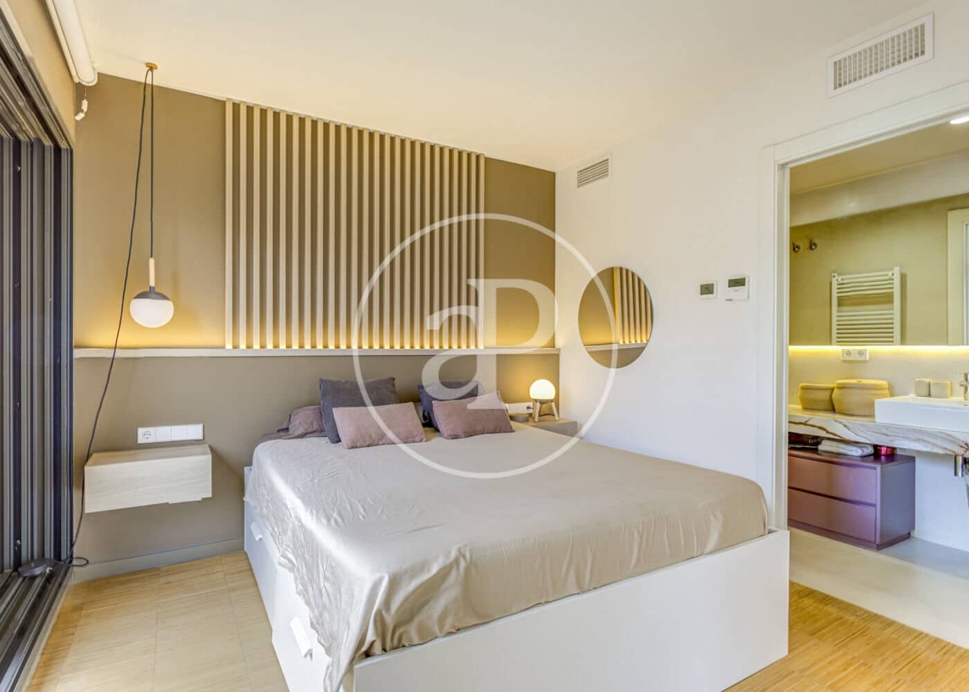 3 bedroom Penthouse for sale in Barcelona city - € 1,195,000 (Ref: 9920417)