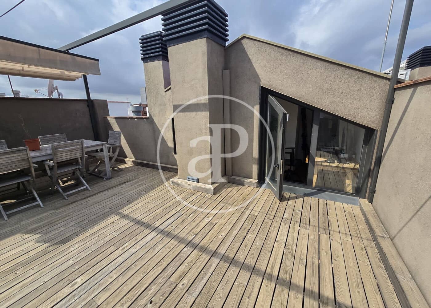 3 bedroom Penthouse for sale in Barcelona city - € 1,195,000 (Ref: 9920417)