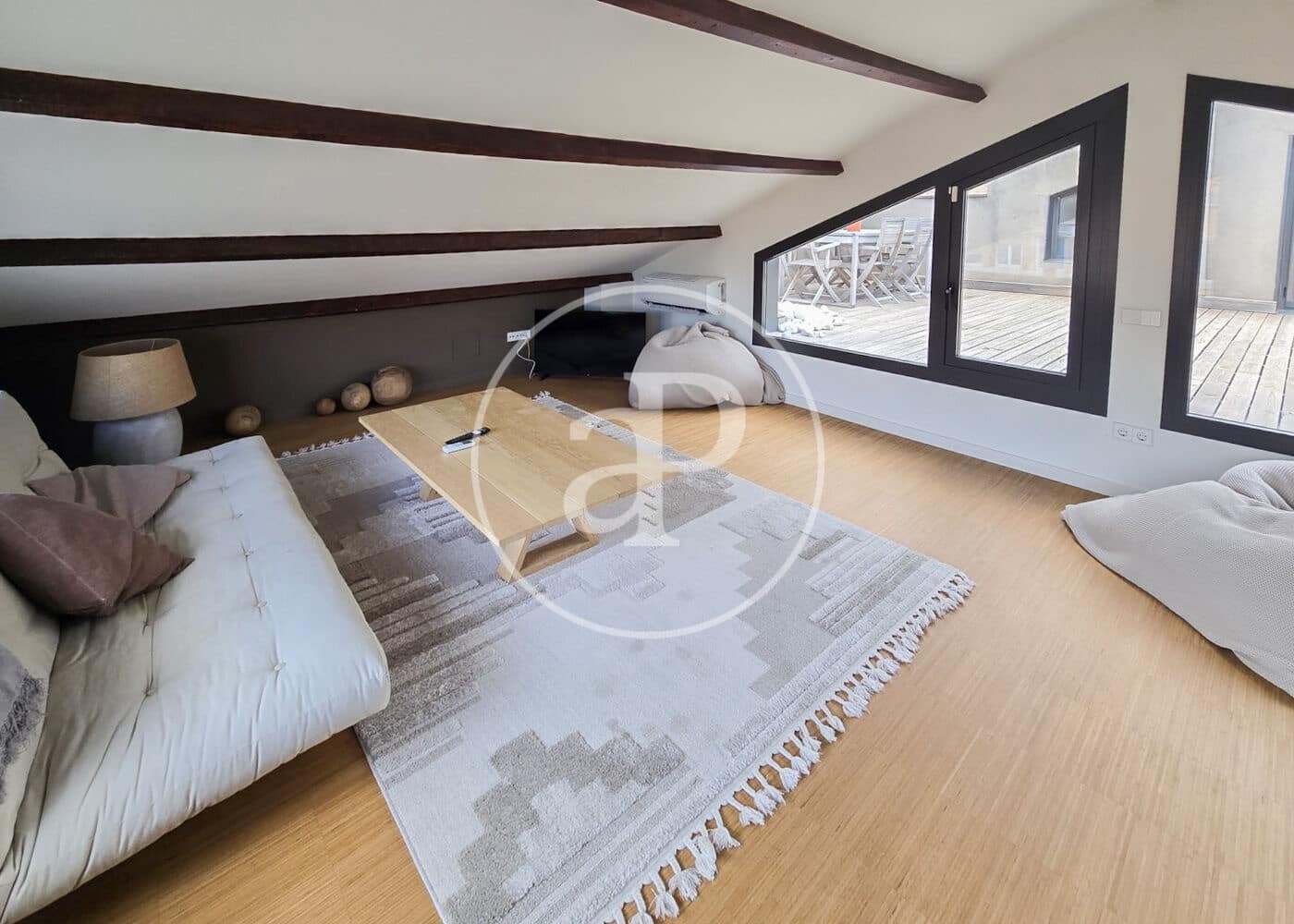 3 bedroom Penthouse for sale in Barcelona city - € 1,195,000 (Ref: 9920417)