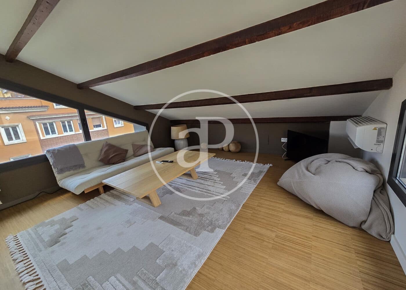 3 bedroom Penthouse for sale in Barcelona city - € 1,195,000 (Ref: 9920417)