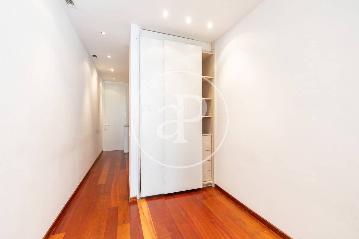 3 slaapkamer Appartement te koop in Barcelona stad - € 1.400.000 (Ref: 9920418)