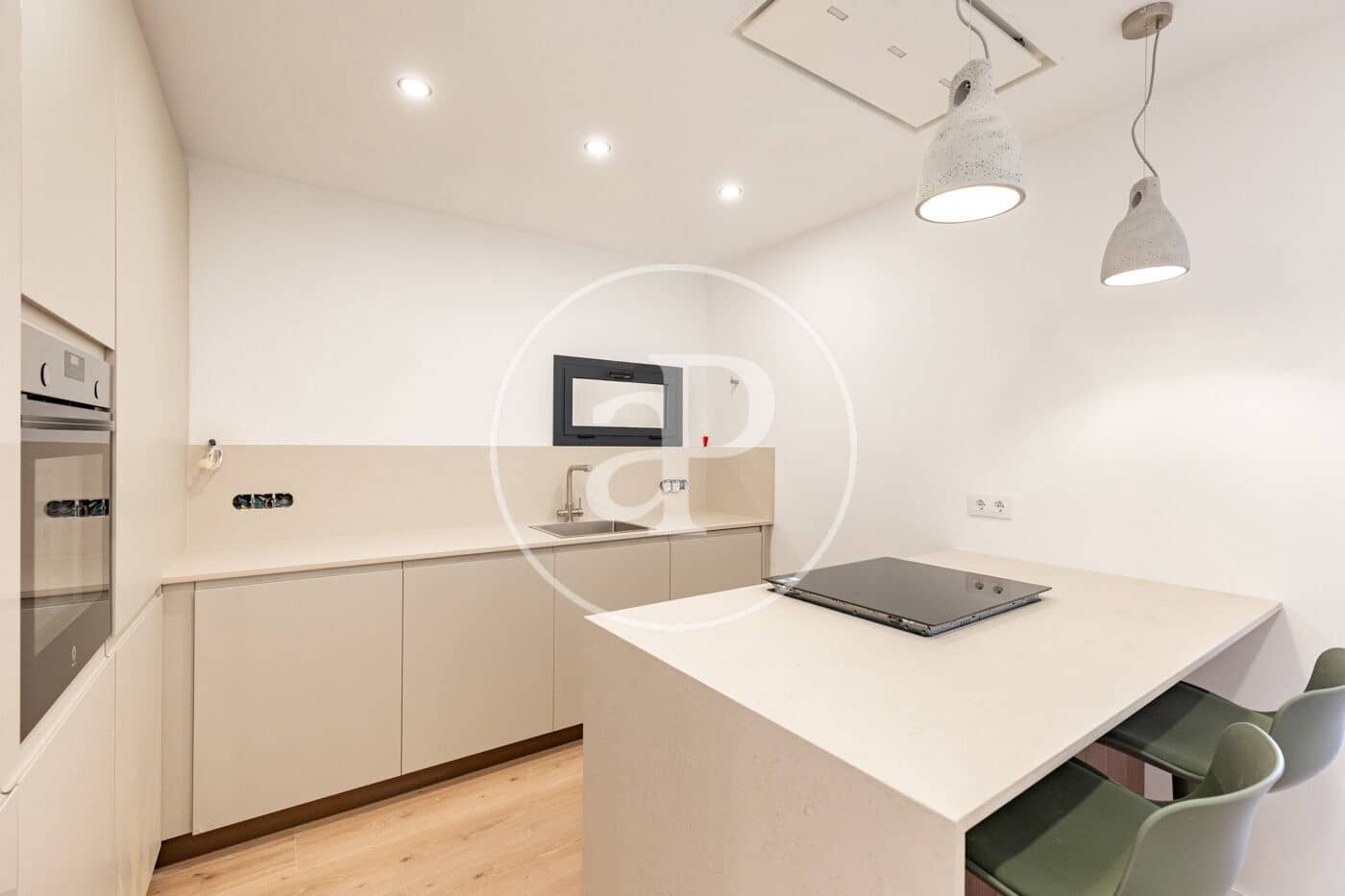 3 bedroom Apartment for sale in Barcelona city - € 700,000 (Ref: 9927390)