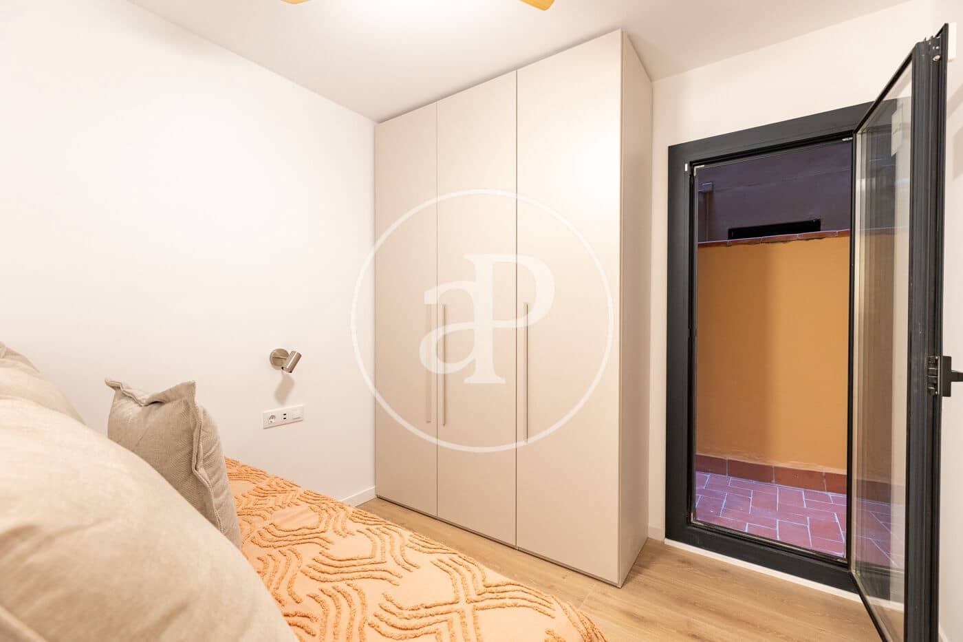 3 bedroom Apartment for sale in Barcelona city - € 700,000 (Ref: 9927390)