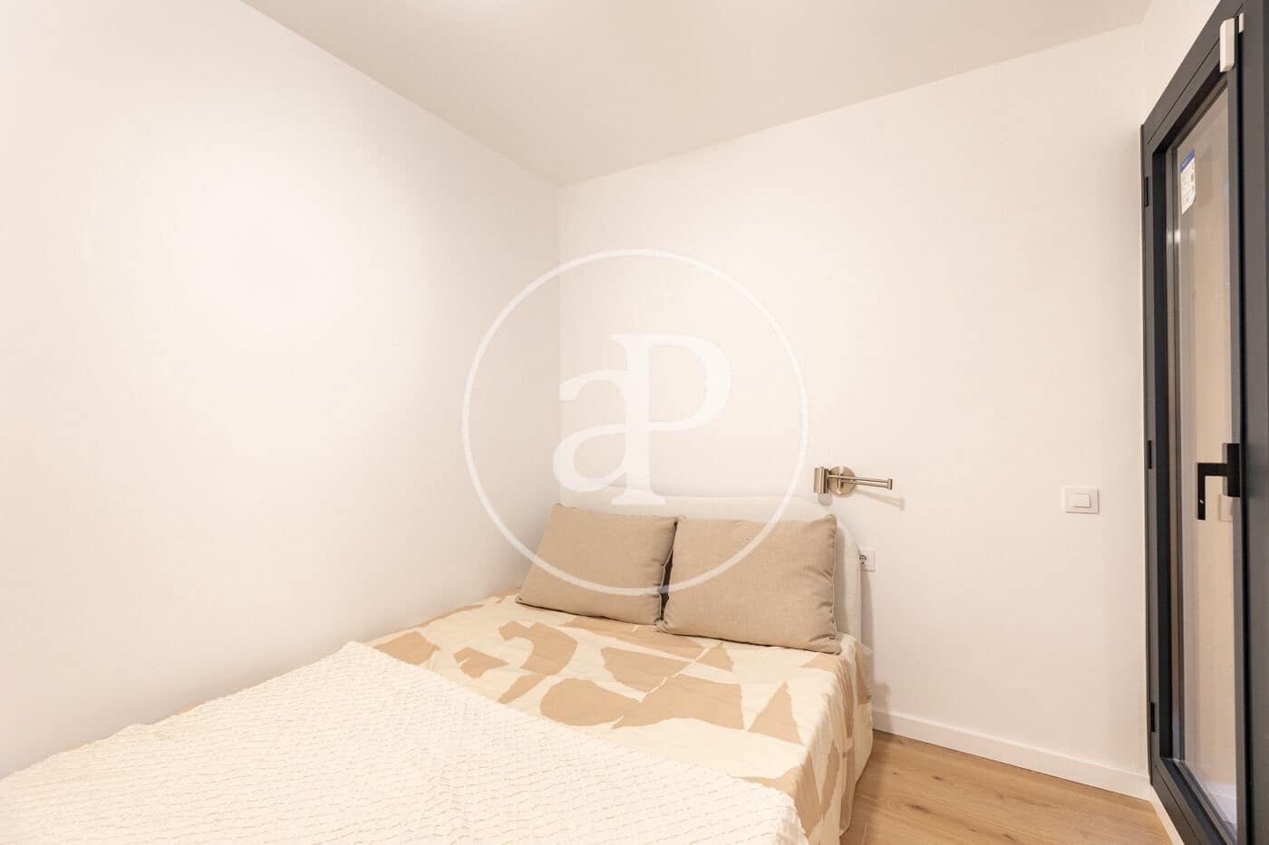 3 bedroom Apartment for sale in Barcelona city - € 700,000 (Ref: 9927390)