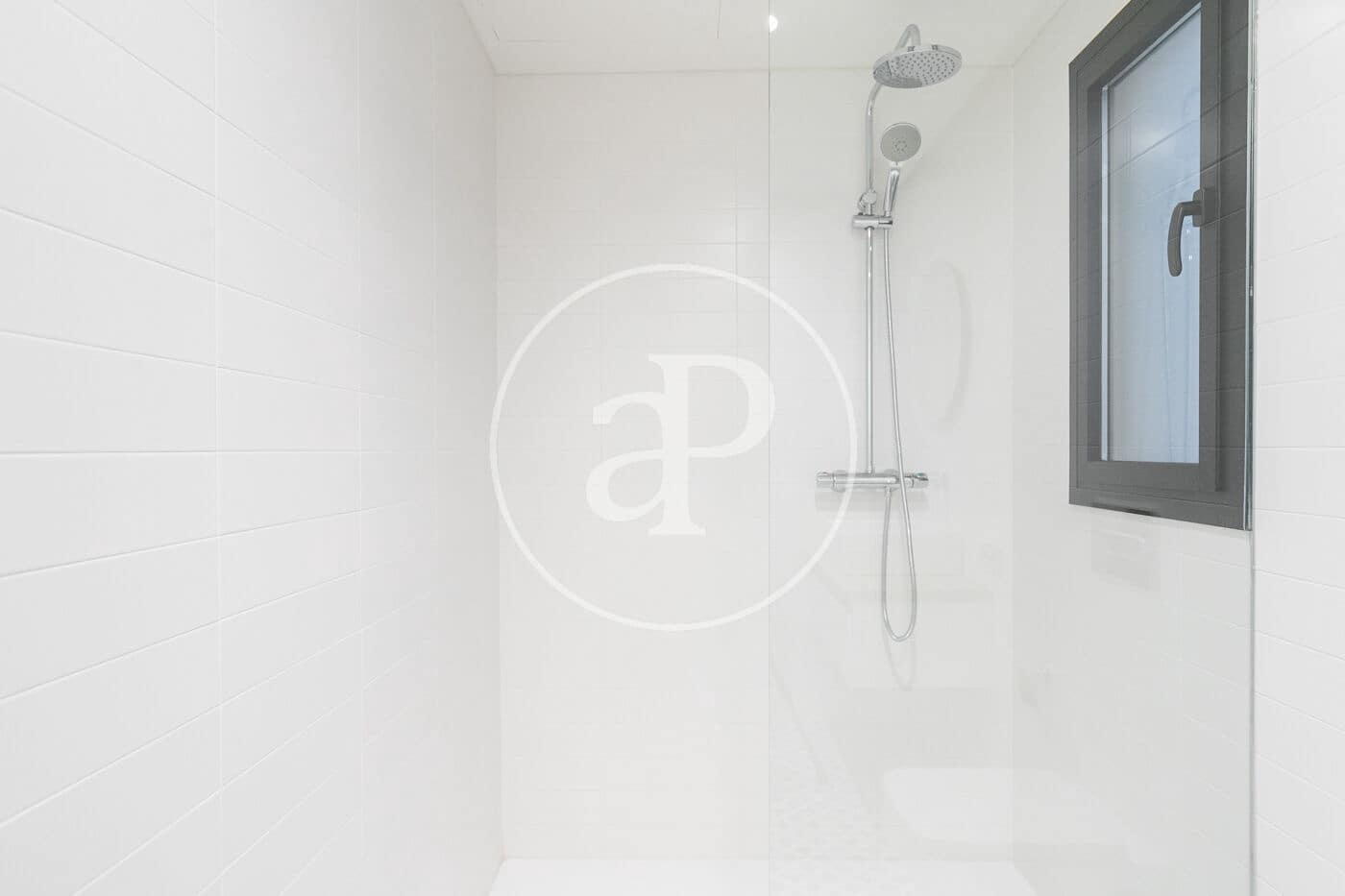 1 soveværelse Lejlighed til salg i Barcelona by - € 400.000 (Ref: 9927391)