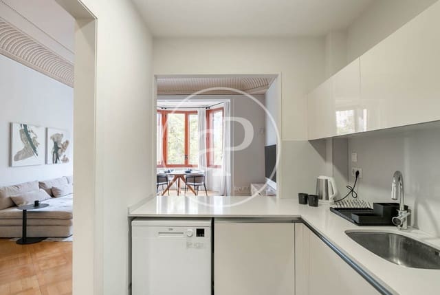 2 quarto Apartamento para arrendar em La Dreta de L'Eixample, Barcelona cidade - 2 500 € (Ref: 9927392)