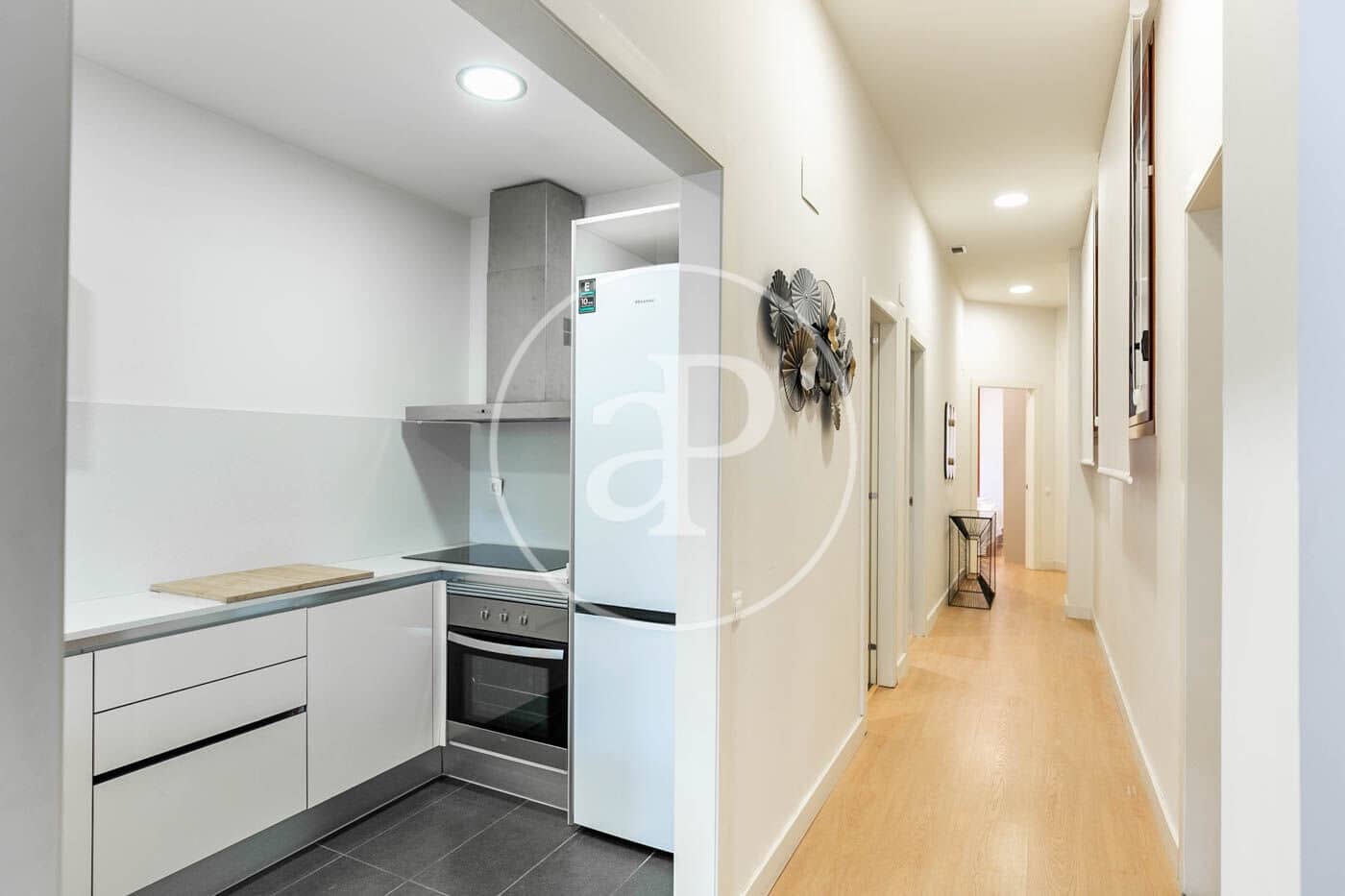 2 bedroom Apartment for rent in Barcelona city - € 2,500 (Ref: 9927392)
