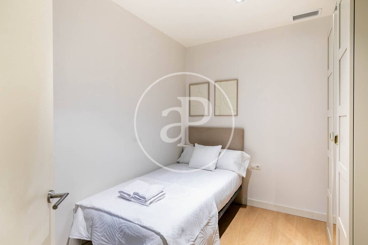 2 bedroom Apartment for rent in Barcelona city - € 2,500 (Ref: 9927392)