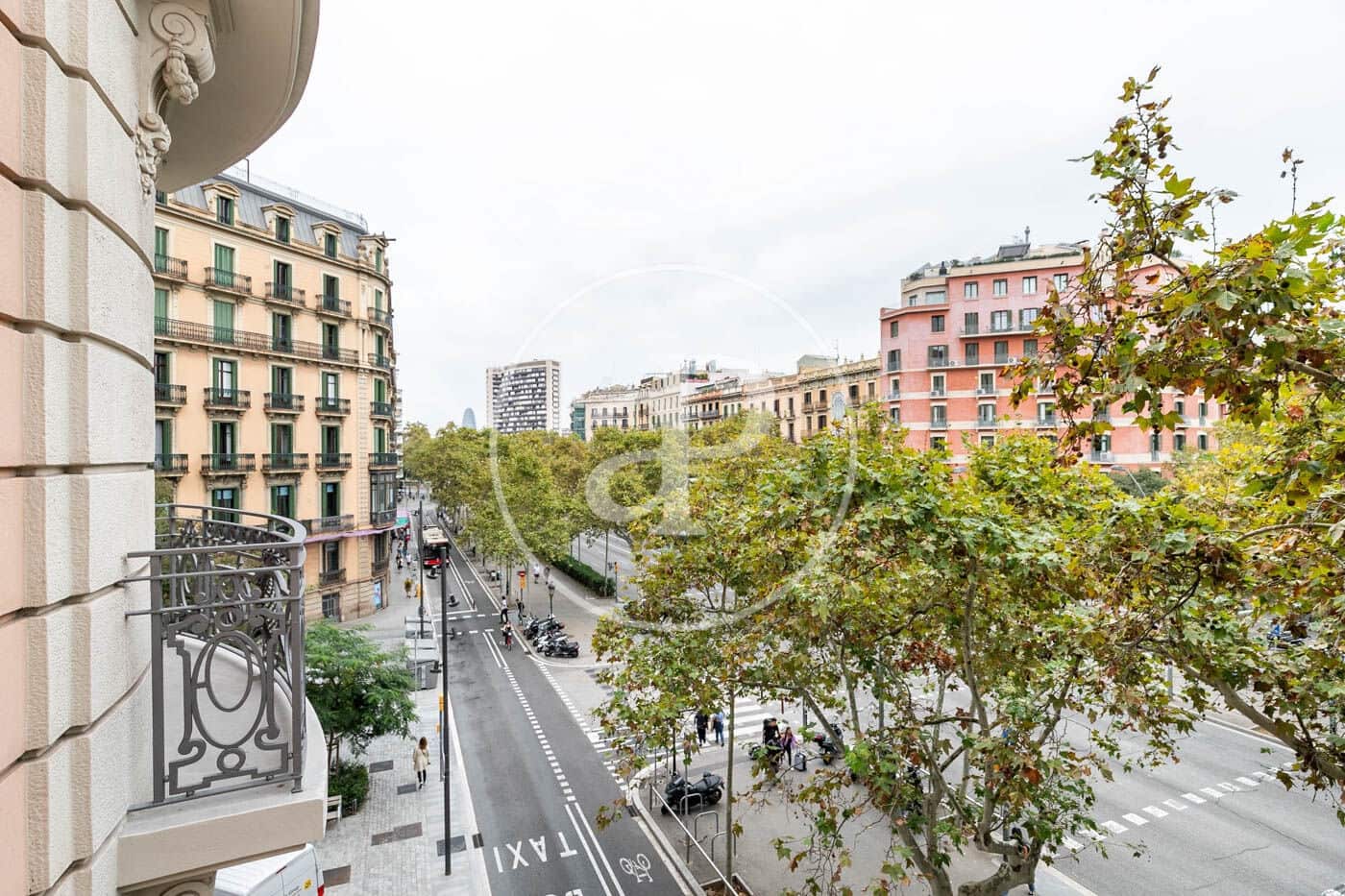 2 bedroom Apartment for rent in Barcelona city - € 2,500 (Ref: 9927392)