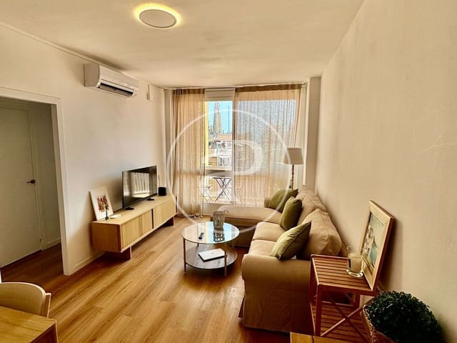 Apartamento de 4 habitaciones en La Sagrada Família, Barcelona ciudad en alquiler - 2.800 € (Ref: 9929368)