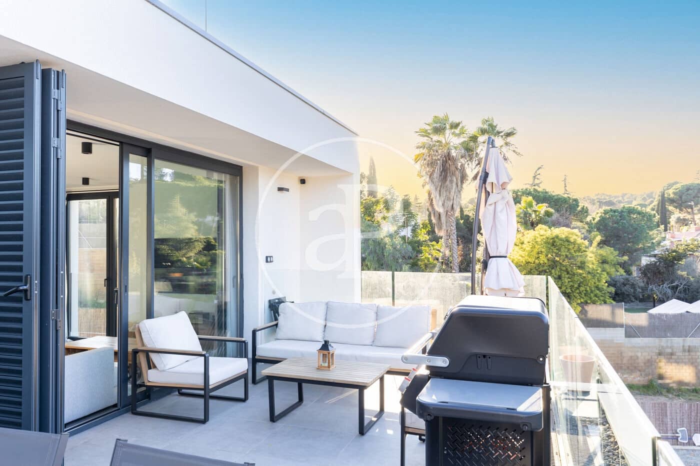 2 bedroom Apartment for rent in Bellaterra with pool garage - € 2,500 (Ref: 9929370)