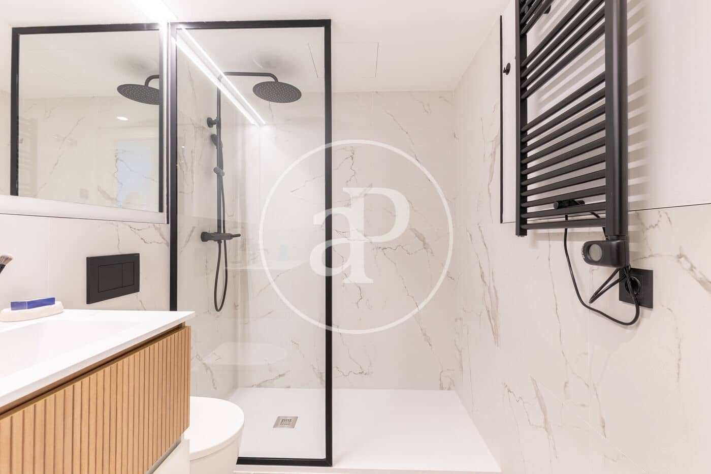 2 bedroom Apartment for rent in Bellaterra with pool garage - € 2,500 (Ref: 9929370)