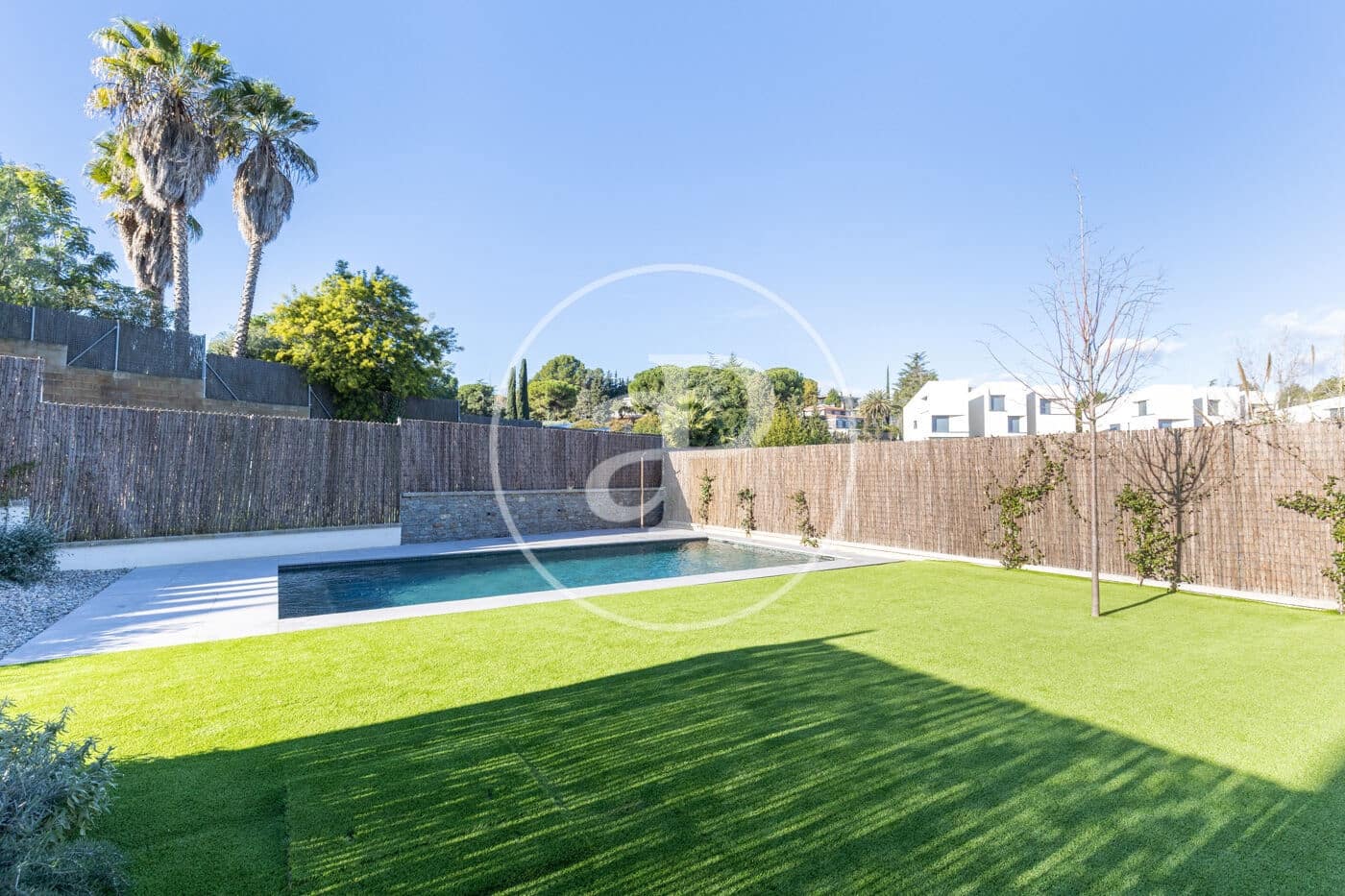 2 bedroom Apartment for rent in Bellaterra with pool garage - € 2,500 (Ref: 9929370)